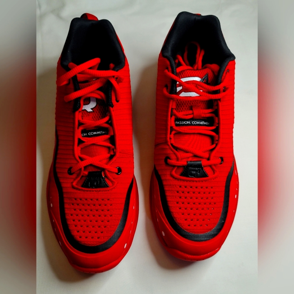 Mens Q4 Sports 495⁰ Lo Firey Red Low Top Basetball Shoes Sneakers Size 10.5